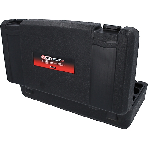 Schwarzer Werkzeugkoffer, Deckel halb geöffnet. Rotes Etikett mit Text.